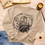 Reading Makes Me Feel Alive | Sweatshirt - Image 2