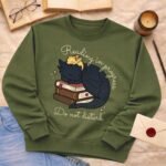 Reading in progress | Sweatshirt - Image 2