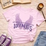 My book boyfriend has wings pinky version | T-shirt - Image 2