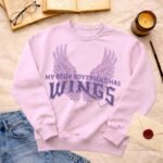My book boyfriend has wings pinky version | Sweatshirt - Image 2